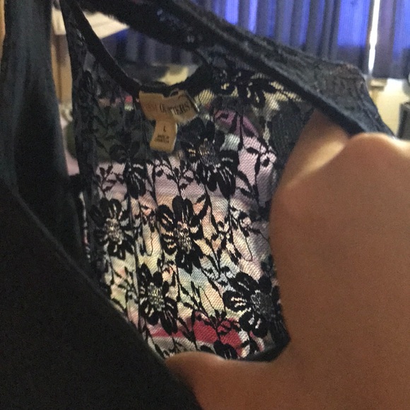 Black Lace Crop Top - Picture 7 of 7